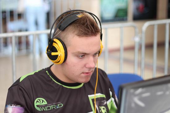 CLZ 和 TenTen 离开 ZETA DIVISION