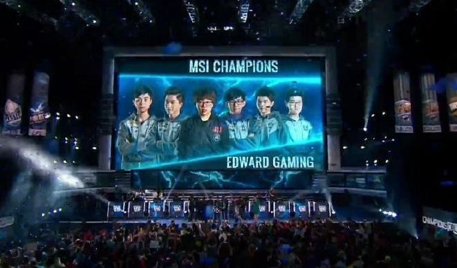 LCK官方发布Faker各项纪录：唯一一位世界赛四冠王